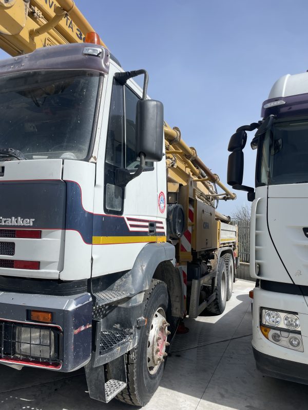 IVECO 370 + CIFA INVETTA 36 POMPA PER CALCESTRUZZO - immagine 4