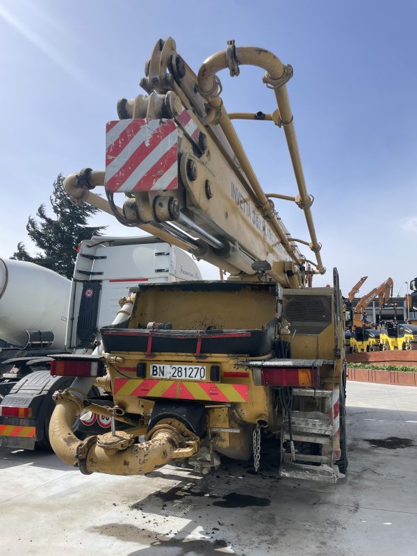IVECO 370 + CIFA INVETTA 36 POMPA PER CALCESTRUZZO - immagine 3