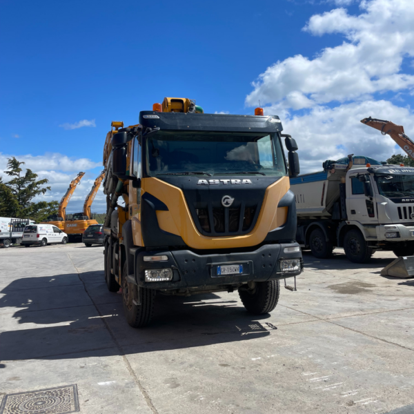 ASTRA HD9 64.50 + CIFA MK25 BETONPOMPA