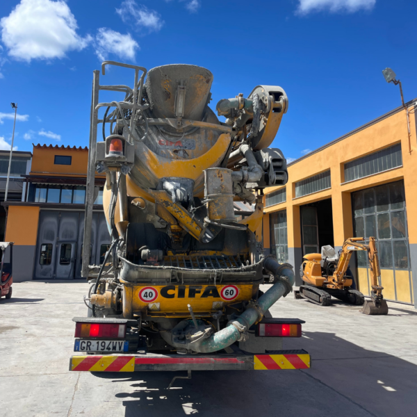 ASTRA HD9 64.50 + CIFA MK25 BETONPOMPA - immagine 3